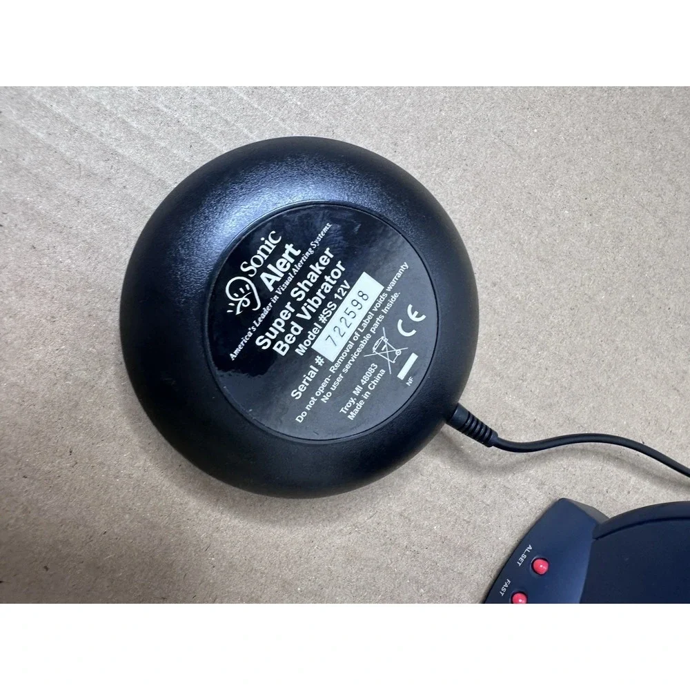 Sonic Alert Sonic Bomb Alarm Clock Vibrating Bed Shaker Black Red SBB500SS-v2